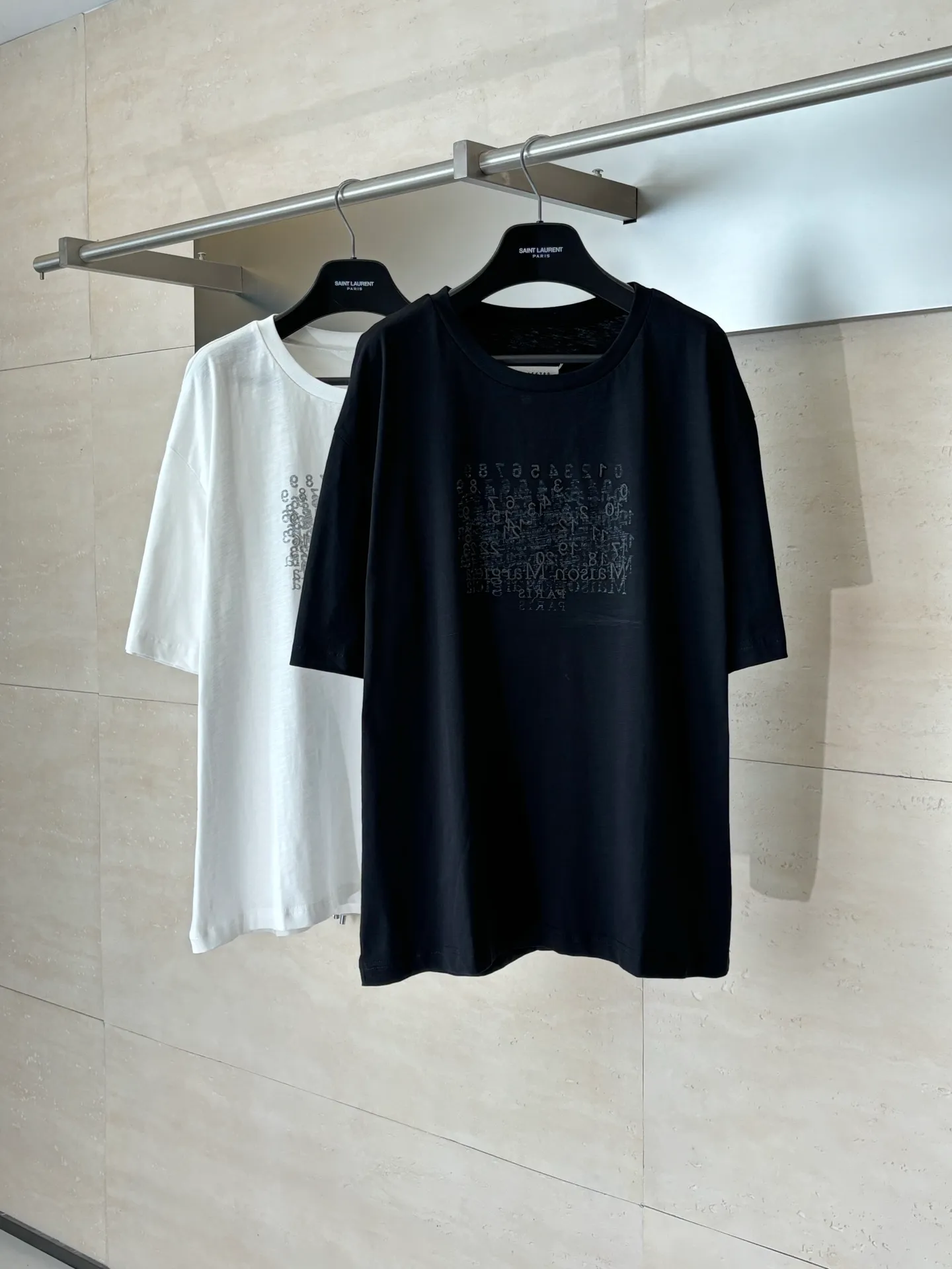 Maison Margiel*/ MM 6 T Classic / ， 0-23 ， 、 ， oversized ， ， ， Same Style， White ， Classic （ ， ） Size：S/M/L/XL